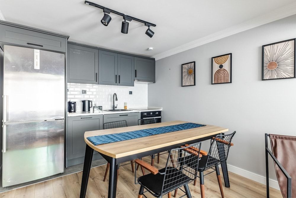 undefined Centrally Located Furnished Flat in Kadikoy 6