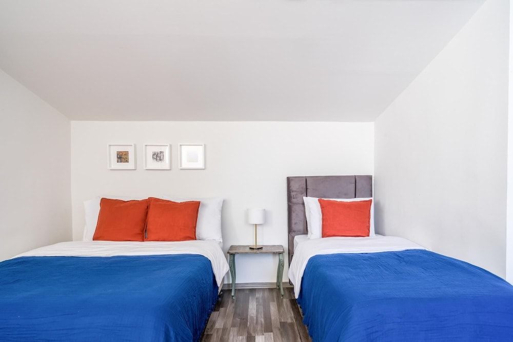 Gorgeous Flat With Balcony in Besiktas Apartment 13