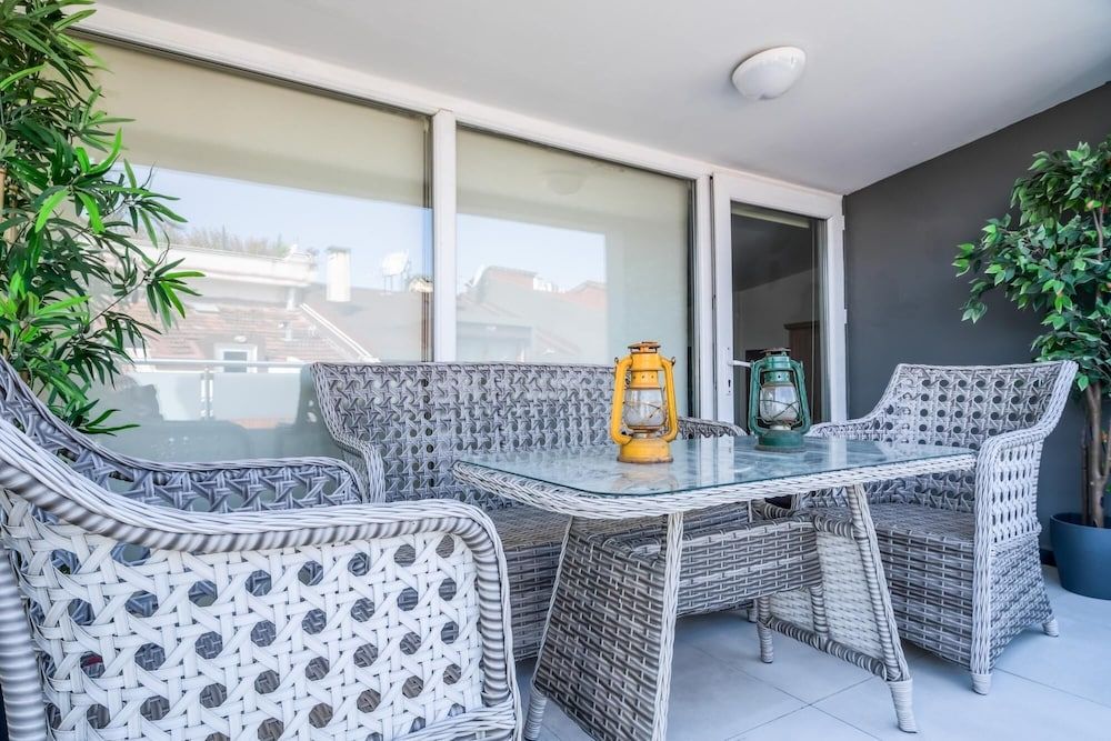 Gorgeous Flat With Balcony in Besiktas Apartment 19