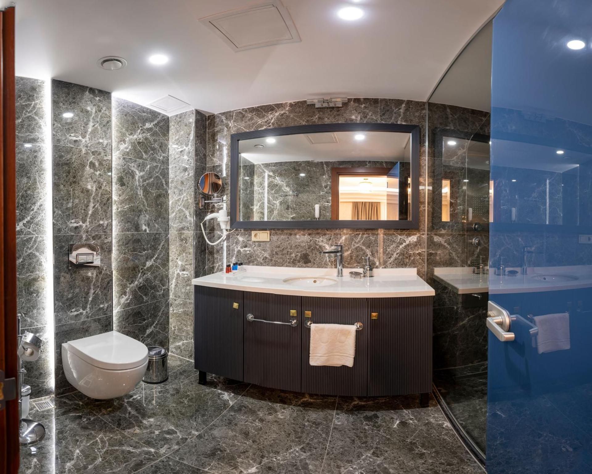 undefined Freya Hotel 4