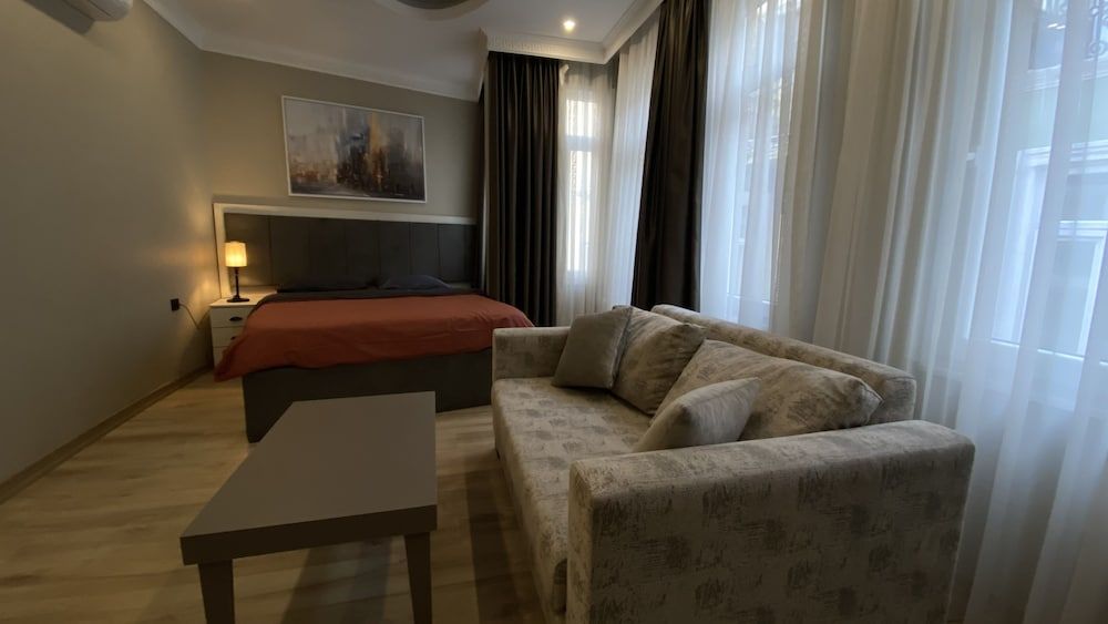 The House Company Design Studio, City View 3