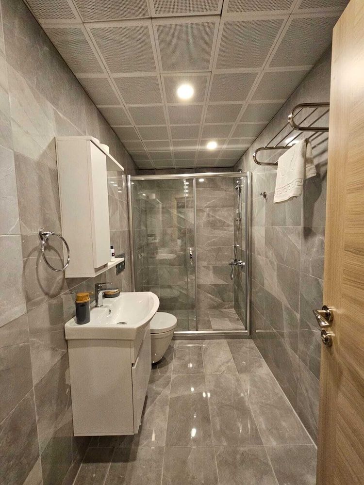 Check in Hotel Family Quadruple Room 7