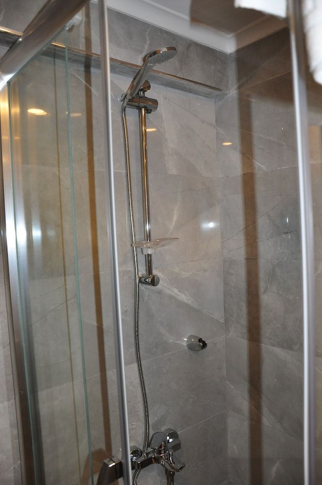 Check in Hotel Standard Double Room 7