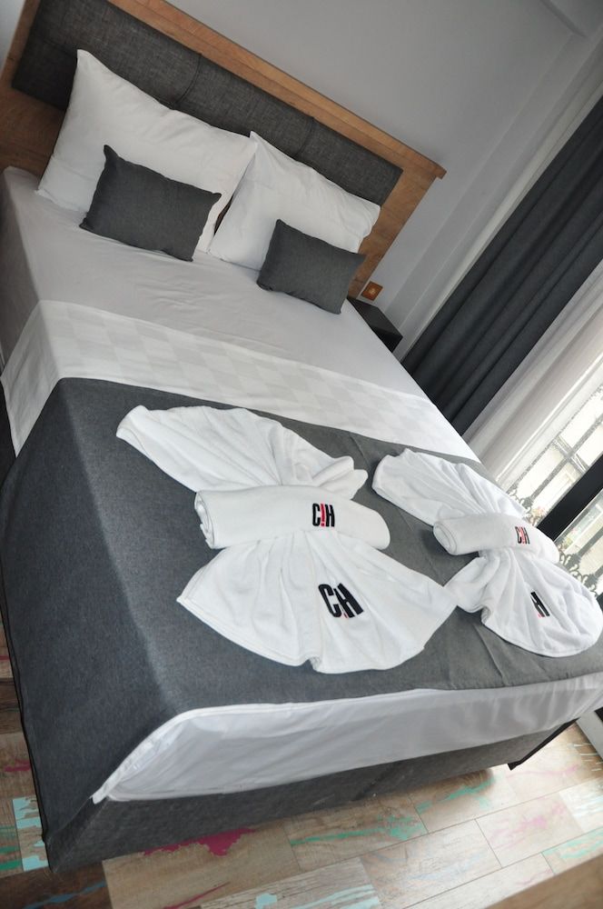 Check in Hotel Standard Double Room 3