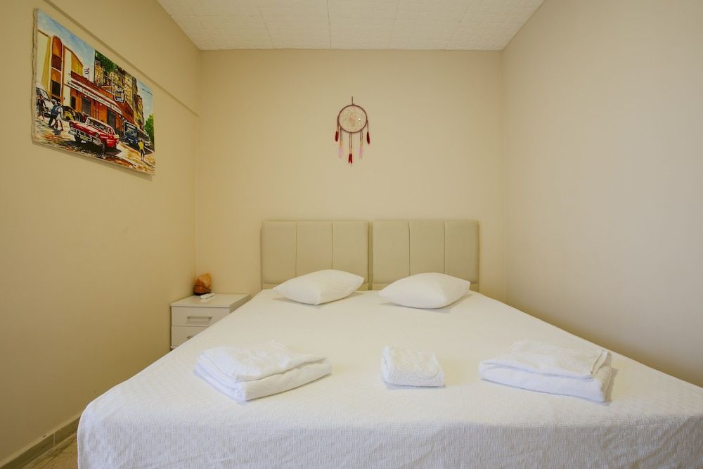 Standard Room, 2 Bedrooms, Partial Sea View