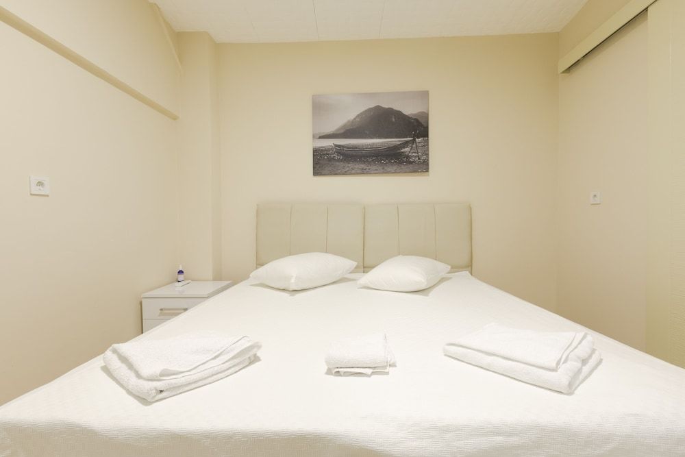 Standard Room, 2 Bedrooms, Courtyard View