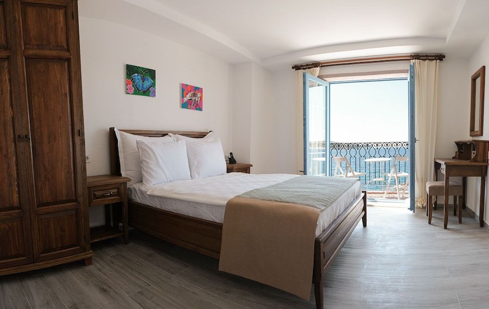 Executive Suite, Sea View