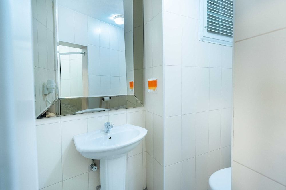 Libiza Hotel Classic Quadruple Room 9