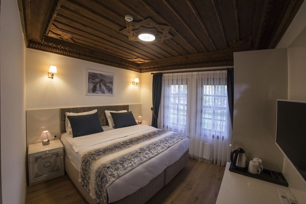 Bayezid Han Konak Standard Double Room, 1 Double Bed 6