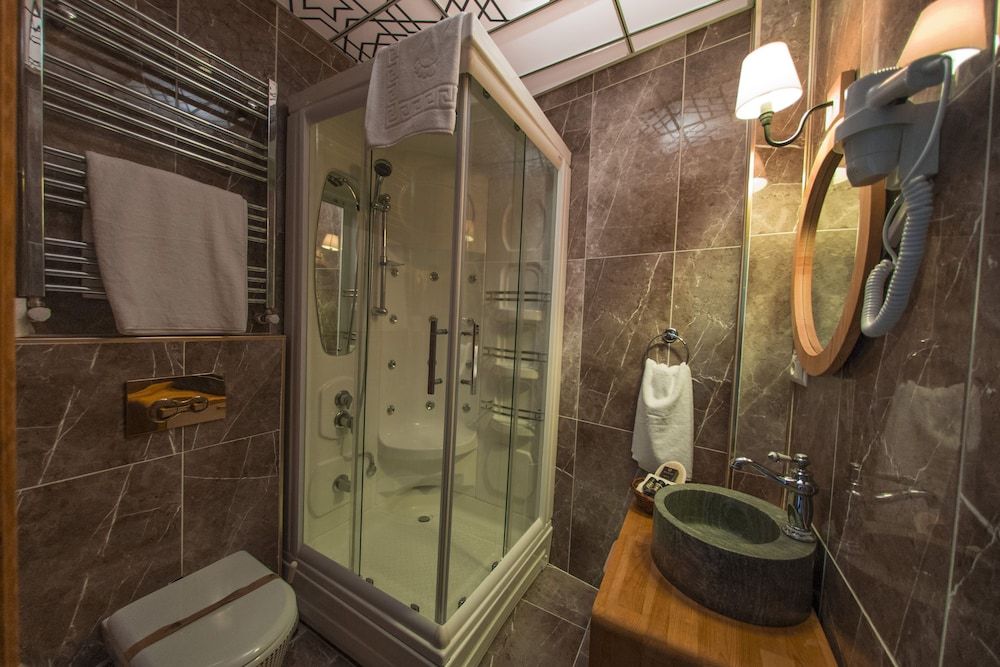 Bayezid Han Konak Deluxe Double Room 12