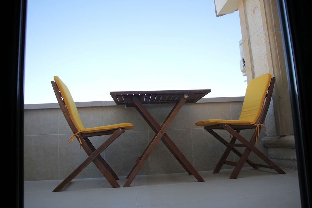 El Nazar Stone Suite Junior Loft, 1 King Bed 5