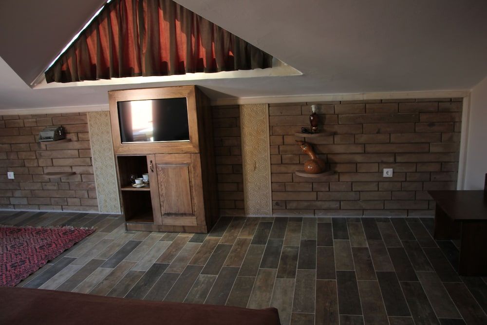 El Nazar Stone Suite Junior Loft, 1 King Bed 11