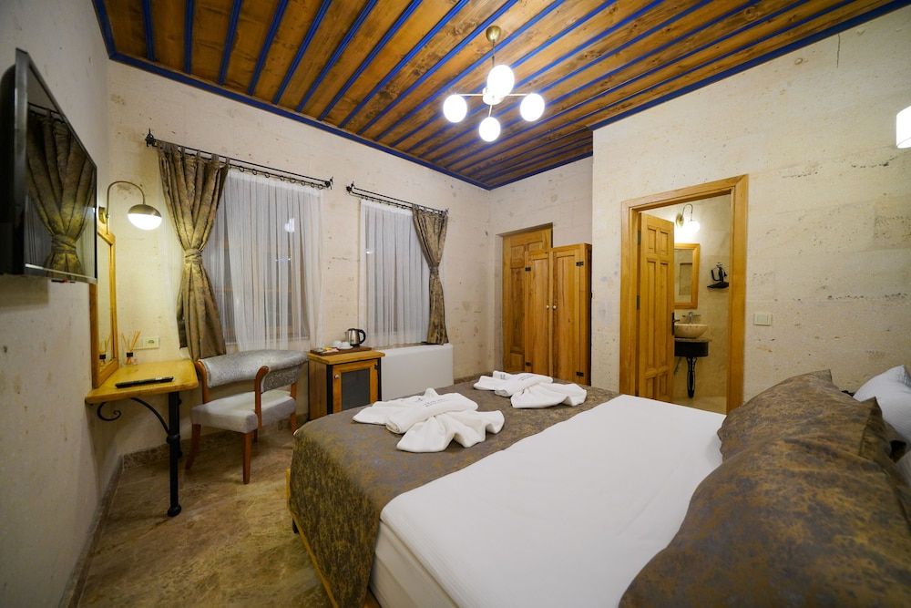 Cave Hotel Saksagan Standard Double Room