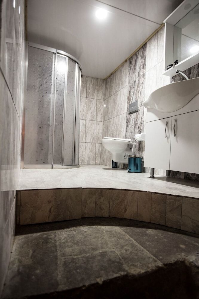 Magical Cave Hotel Family Quadruple Room 7