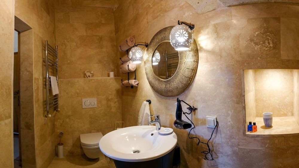 Pigeon Hotel Traditional Twin Room, Mountain View 10