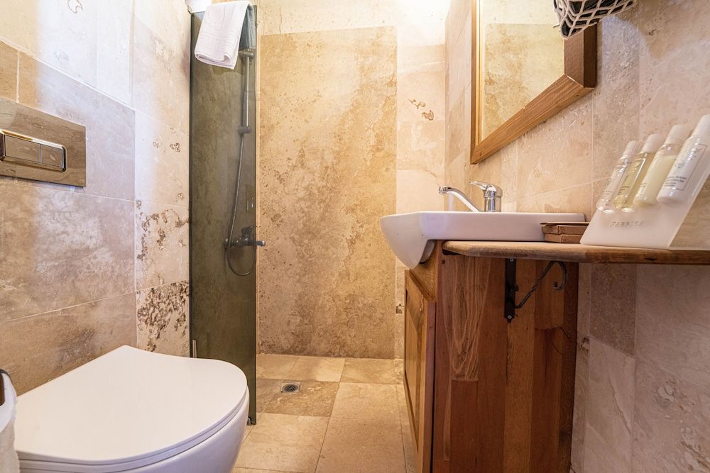 Alice in Cappadocia Deluxe Double Room, Valley View 6