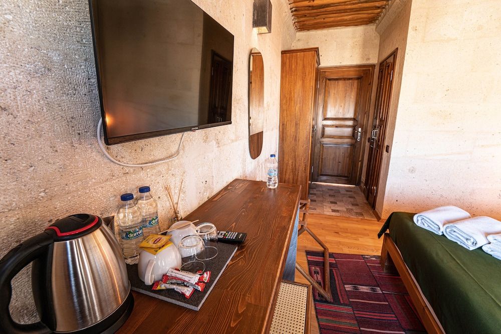 Alice in Cappadocia Deluxe Double Room, Valley View 5