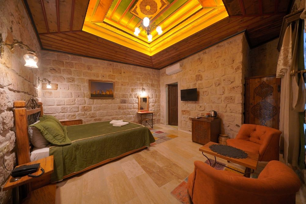 Göreme Cave Lodge Superior Stone Room - 8 7