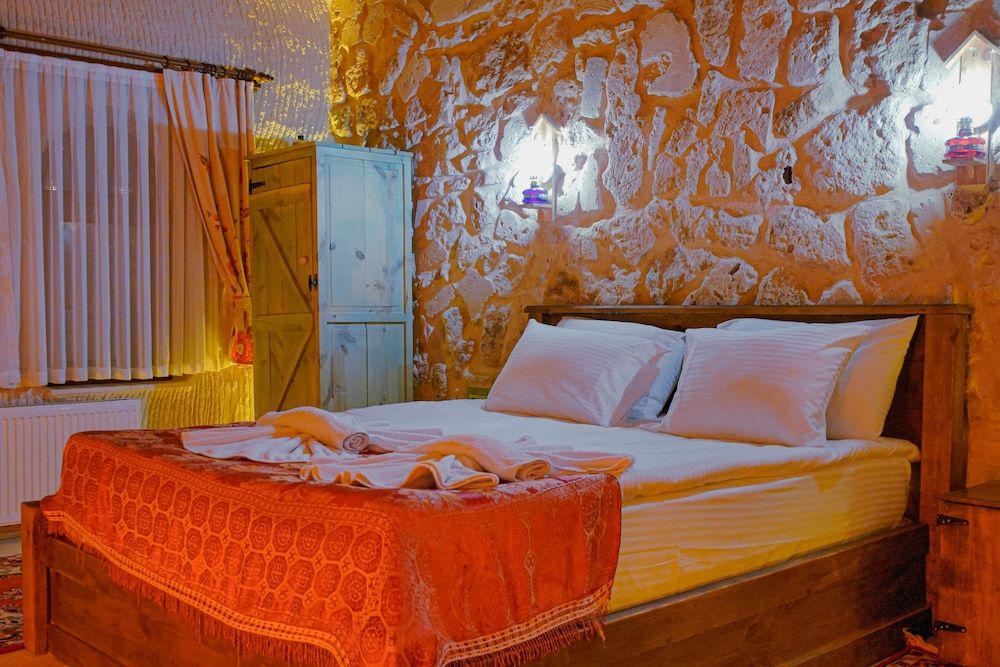 babili cappadocia cave hotel Design Double Room, 1 Queen Bed, Non Smoking, Garden View 7
