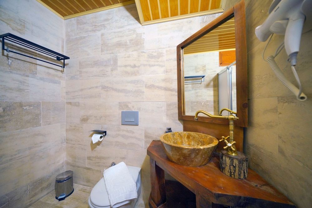 babili cappadocia cave hotel Design Double Room, 1 Queen Bed, Non Smoking, Garden View 11