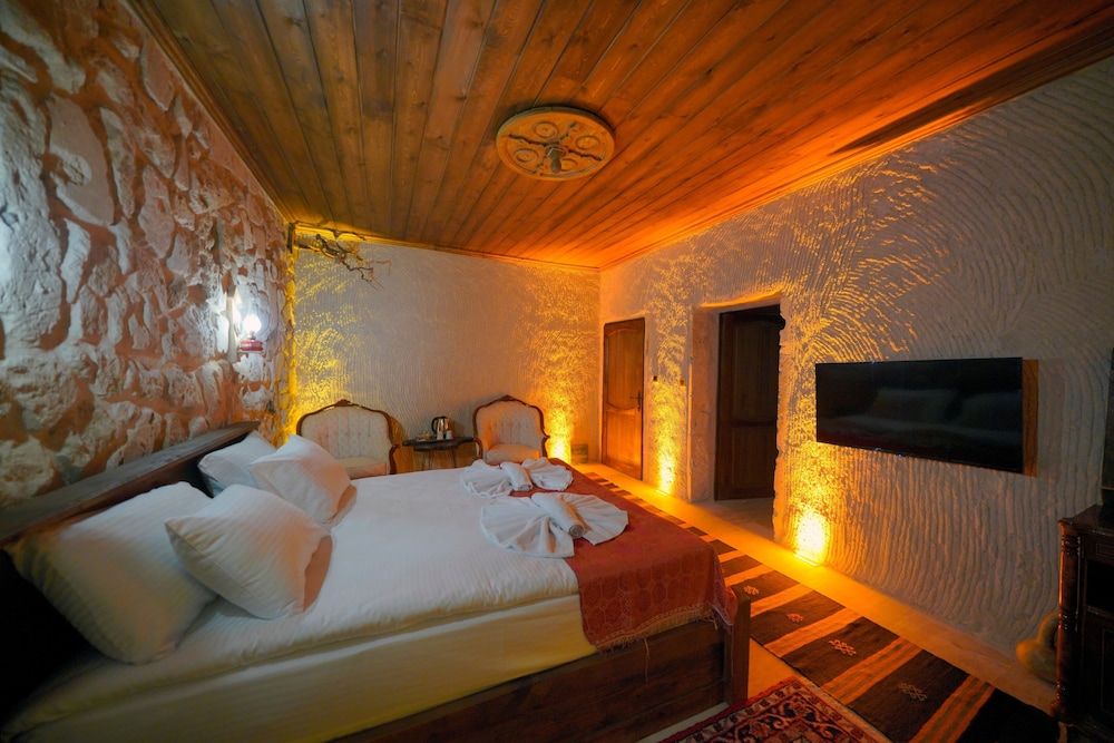 babili cappadocia cave hotel Design Double Room, 1 Queen Bed, Non Smoking, Garden View 4