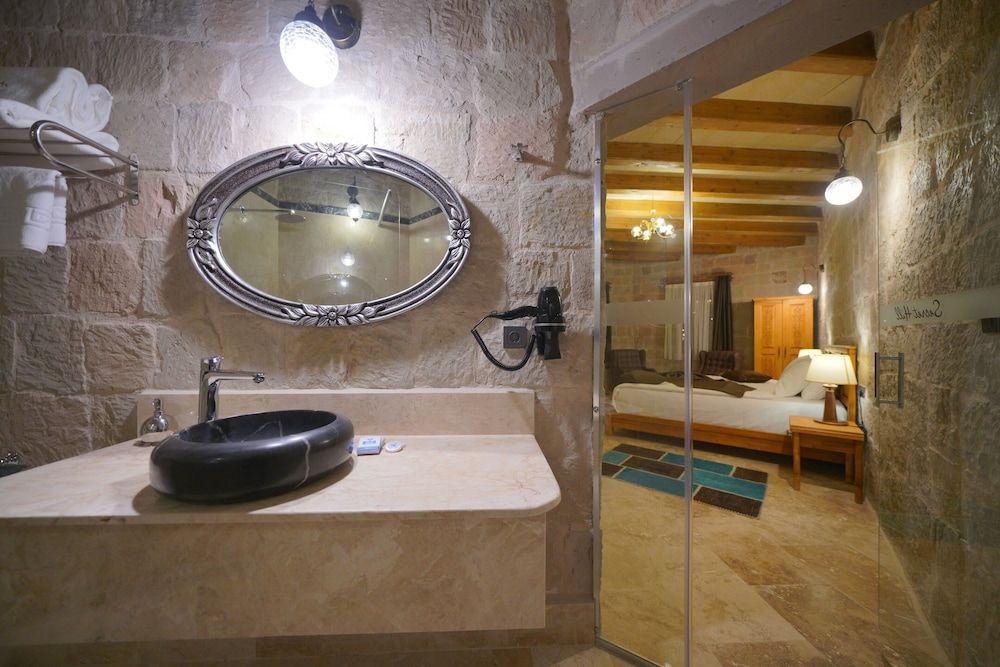Cappadocia Secret Hill Cave Suites Classic Double or Twin Room 6