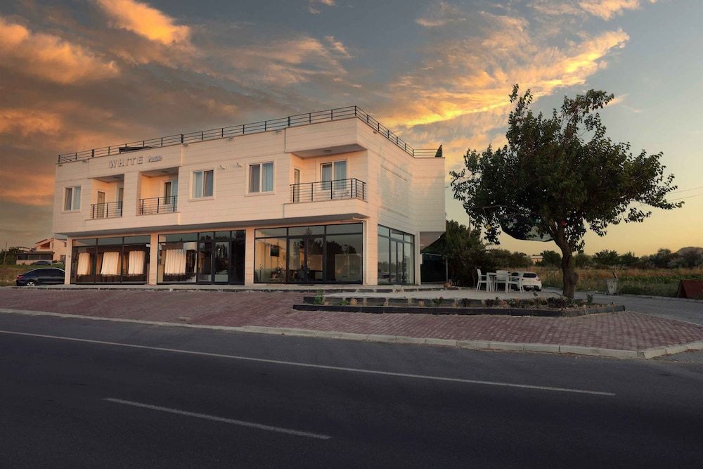 undefined White house cappadocia 3