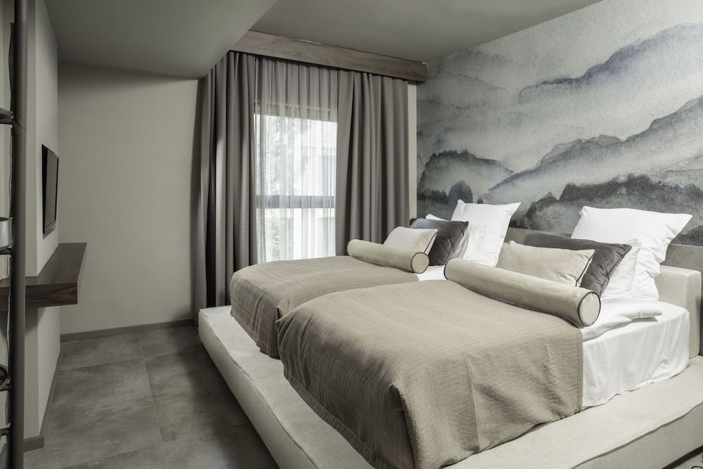 Large Family Suite