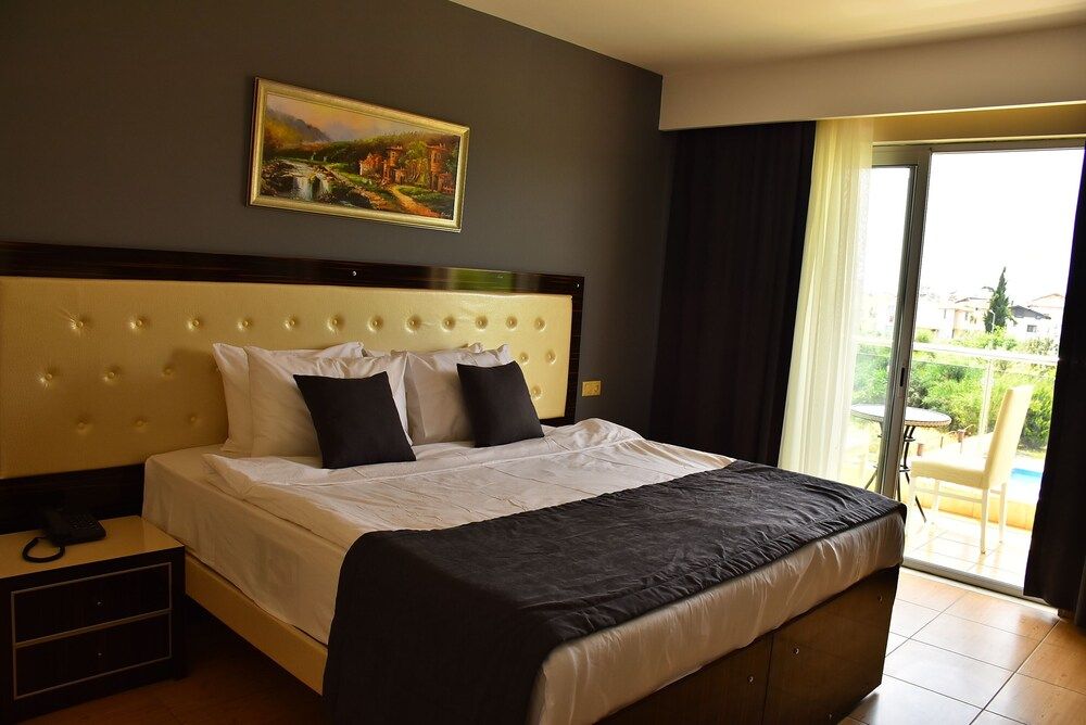 Nora Suit Hotel Standard Double Room