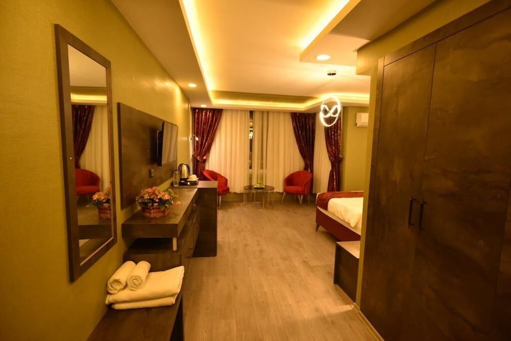 Swiss Inn Hotel Mersin Deluxe Room 8