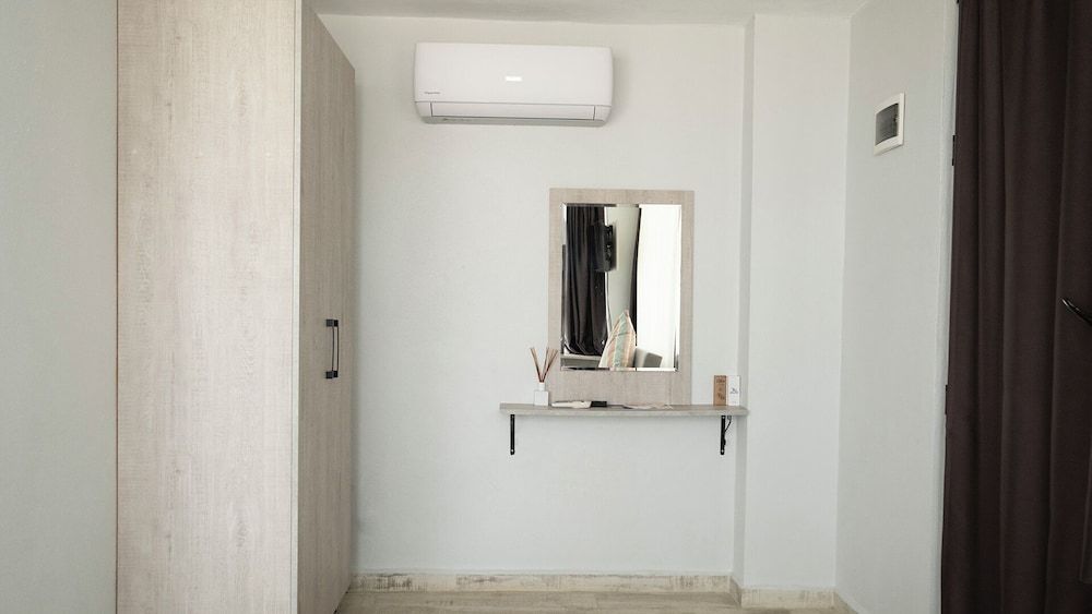 YALIKÖY DENİZ OTEL Private Room in the Garden 3