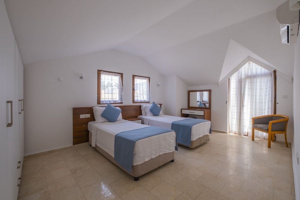 Infinity Olympia Villas Villa, 5 Bedrooms (Olympia B2) 9