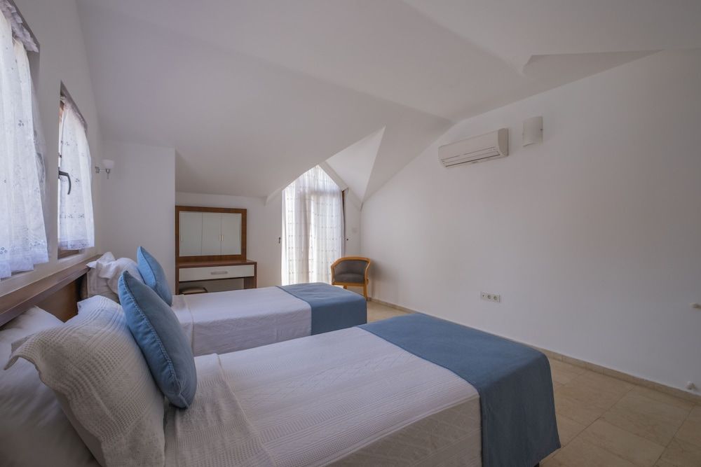 Infinity Olympia Villas Villa, 5 Bedrooms (Olympia B2) 2