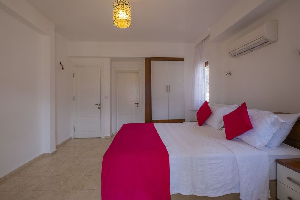 Infinity Olympia Villas Villa, 5 Bedrooms (Olympia B2) 10