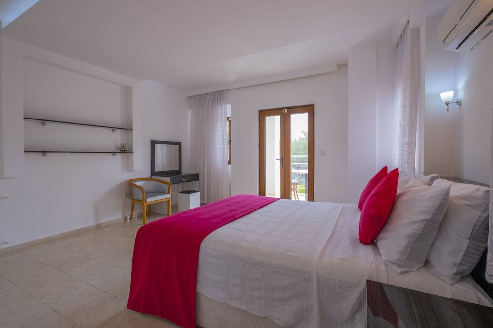 Infinity Olympia Villas Villa, 5 Bedrooms (Olympia B1) 10