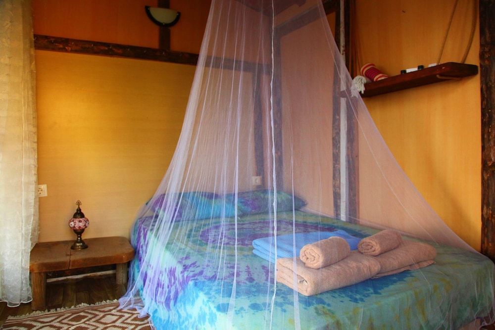 undefined Cosmos Lounge 3