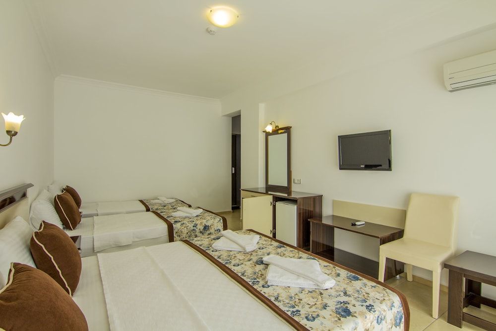 Belcekum Beach Hotel Grand Room, 1 Bedroom, Non Smoking 2