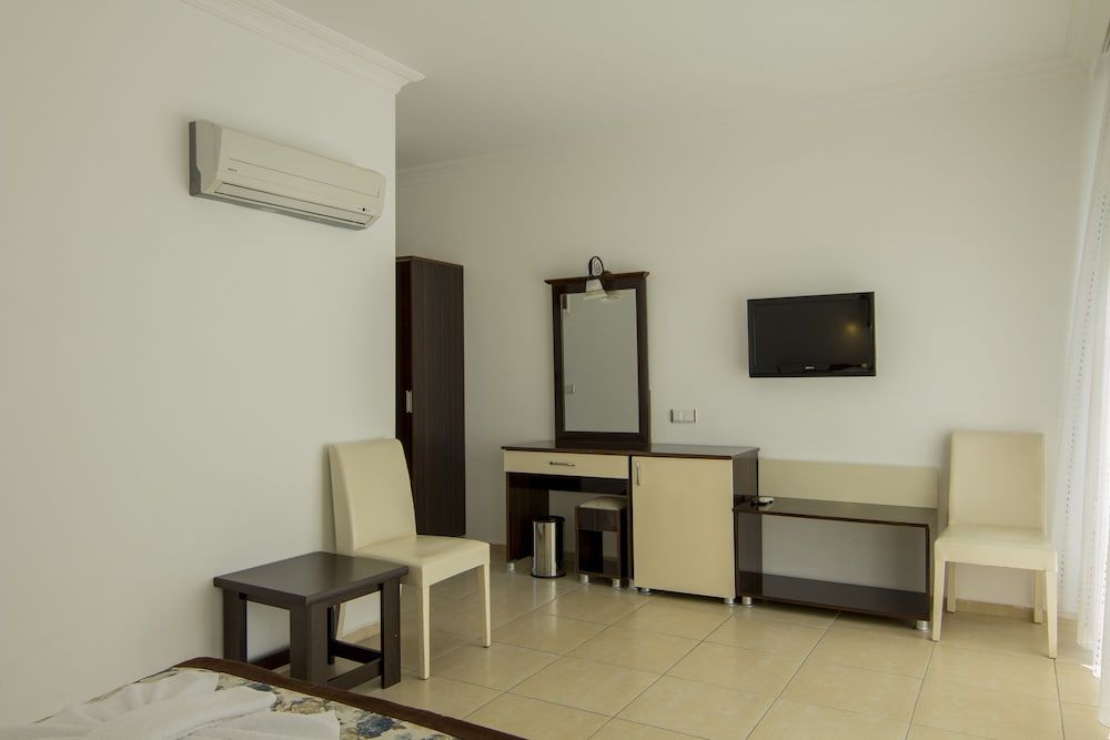 Belcekum Beach Hotel Standard Room, 1 Bedroom 5