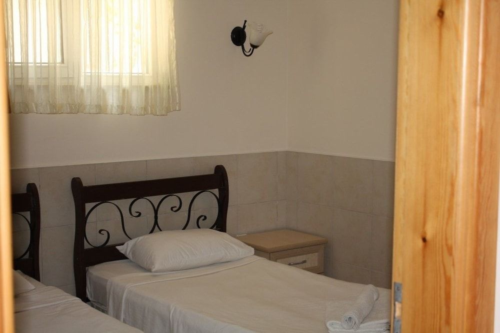 Shiraz Villa Family Villa 3