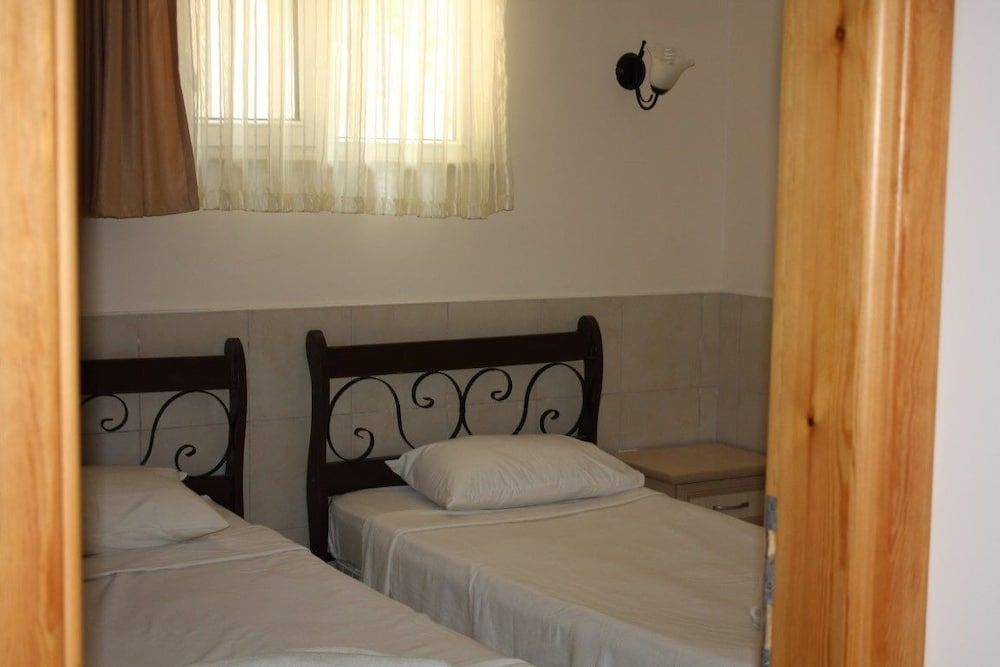 Shiraz Villa Family Villa 9