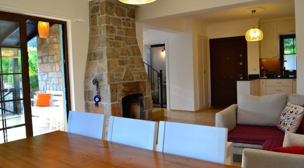 Villa Luna By Villa Safiya Villa 12