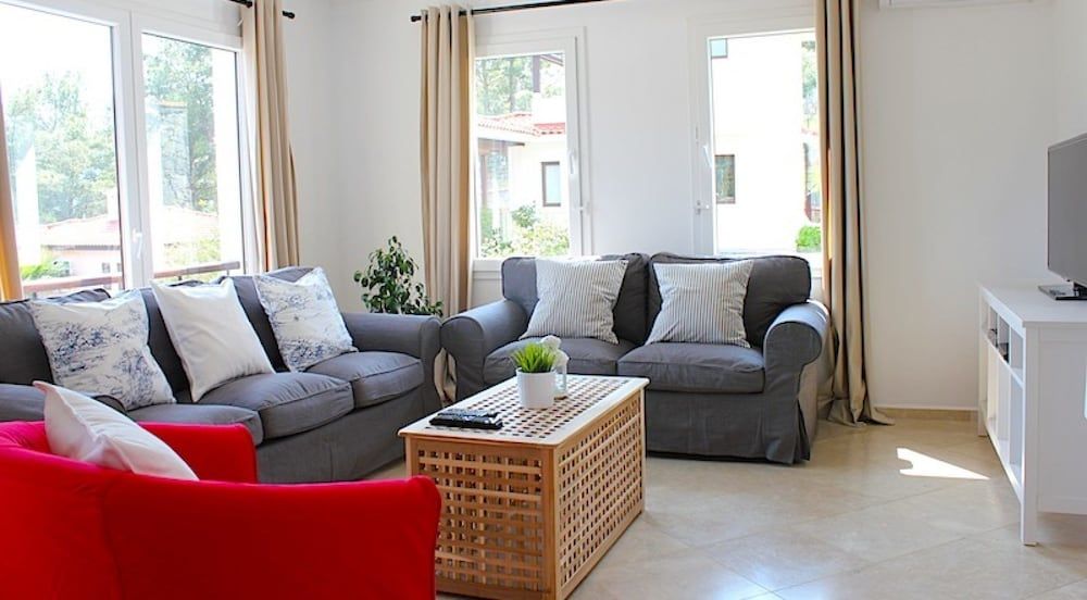 Silverhill Villas by Villa Safiya Villa (Silverhill 2) 10