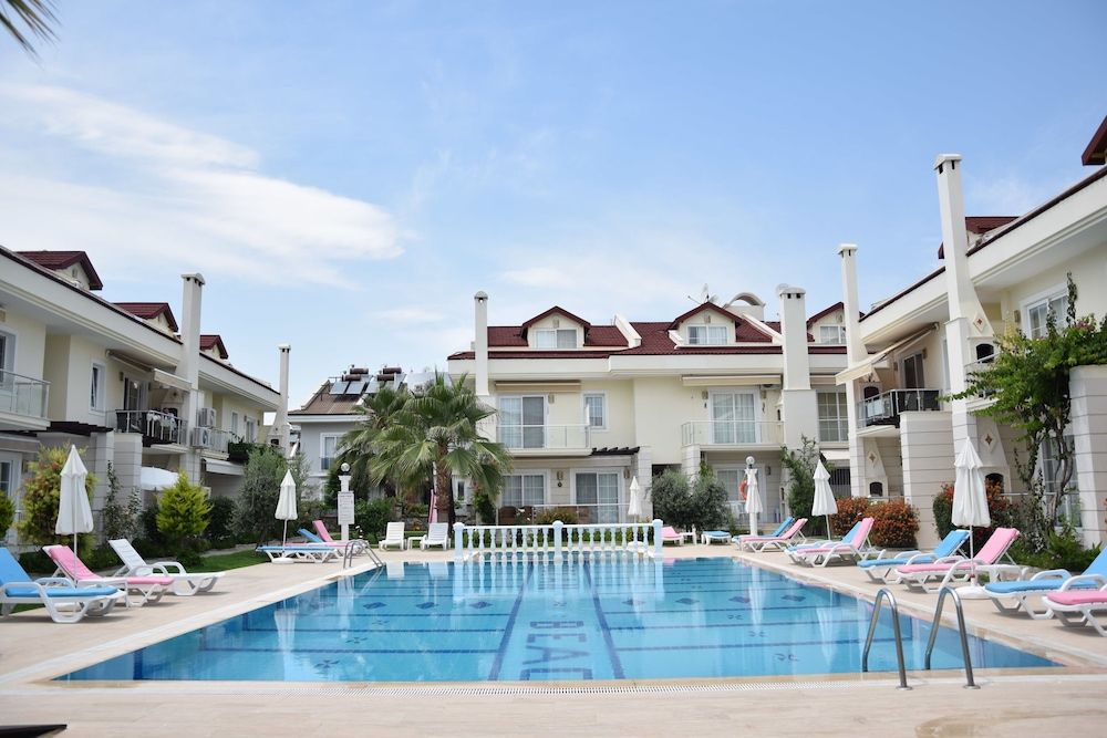 undefined Ocean Beach Apartment by TurkishLettings 3