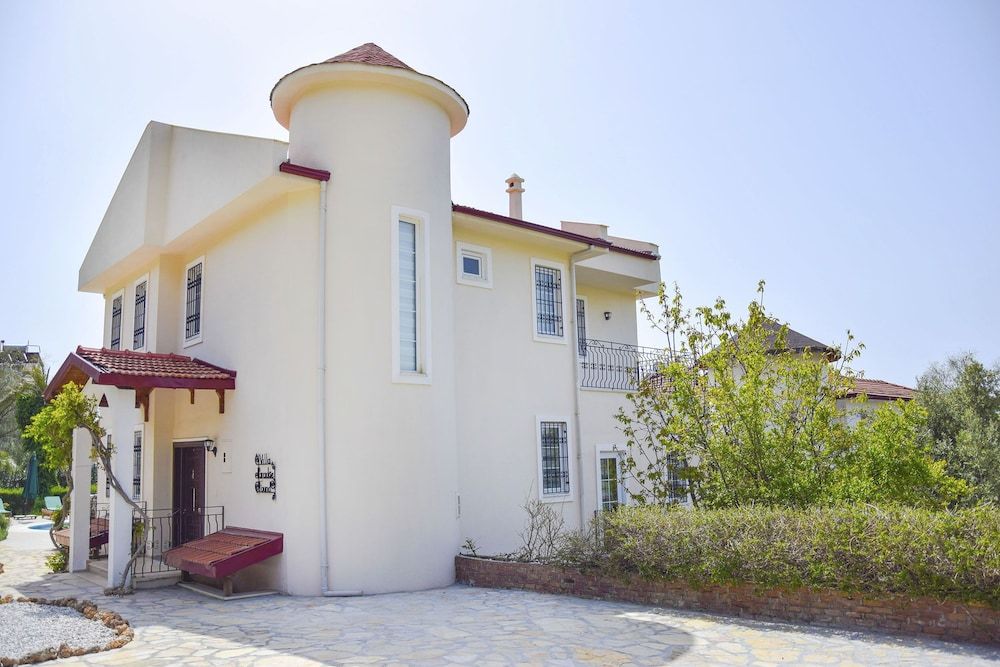 undefined Villa Paradise by Turkish Lettings 2