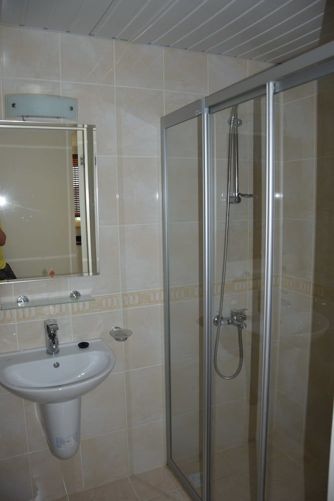 Park Apartment by Turkish Lettings Apartment, 2 Bedrooms 8