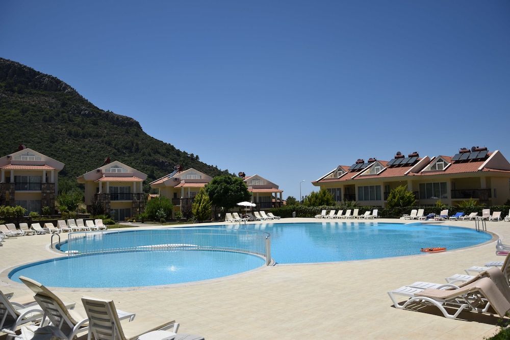 undefined Park Apartment by Turkish Lettings 3