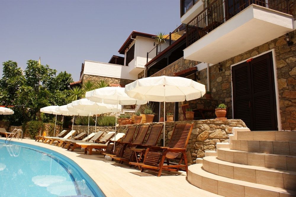 undefined Lazy Lizard Boutique Hotel 5