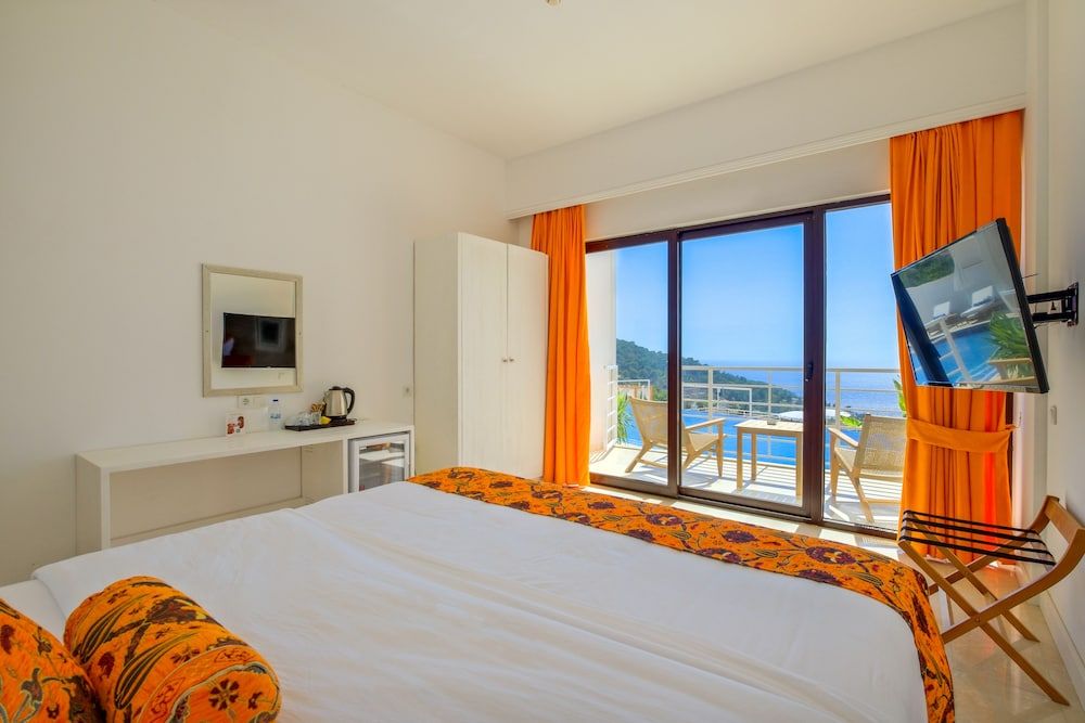 undefined Highclere Hotel and Spa 4