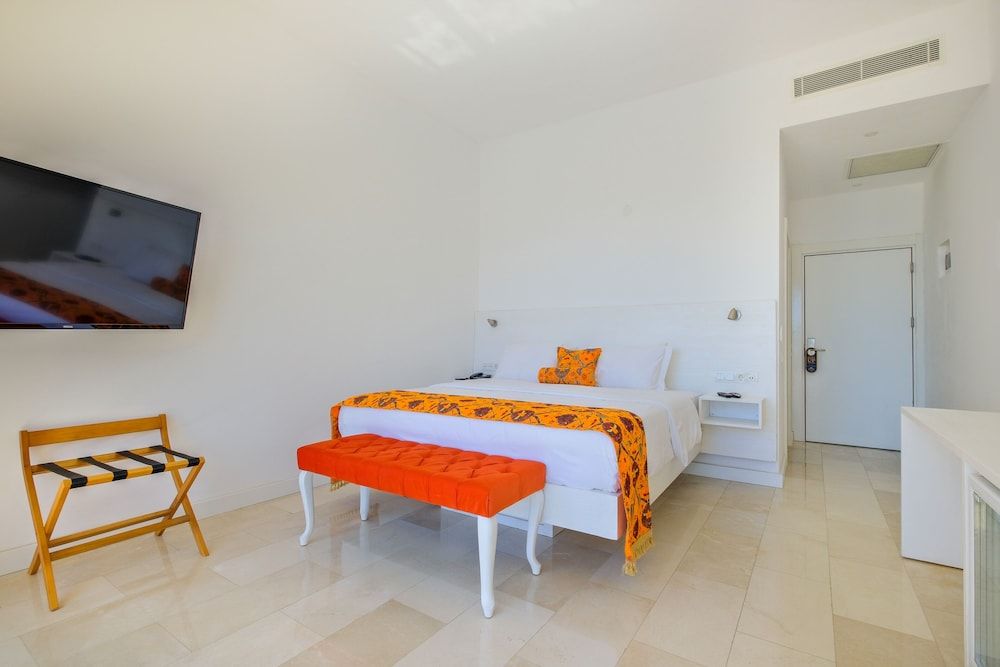 Highclere Hotel and Spa Deluxe Double Room 4