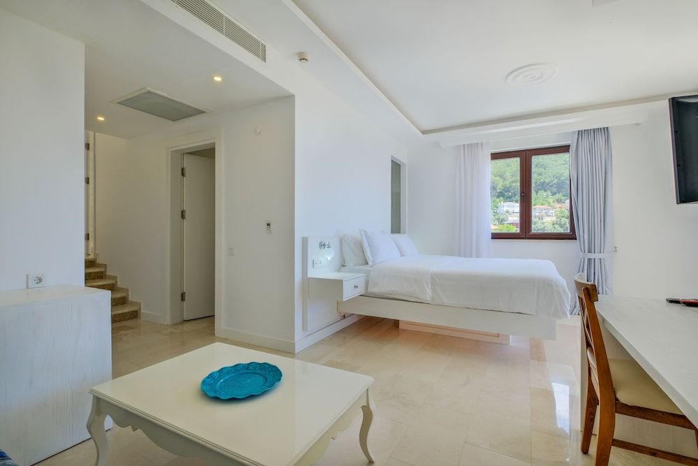 undefined Highclere Hotel and Spa 2